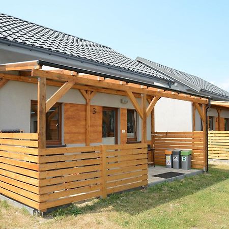 Zakatek W Zaciszu Villa Ustka Buitenkant foto
